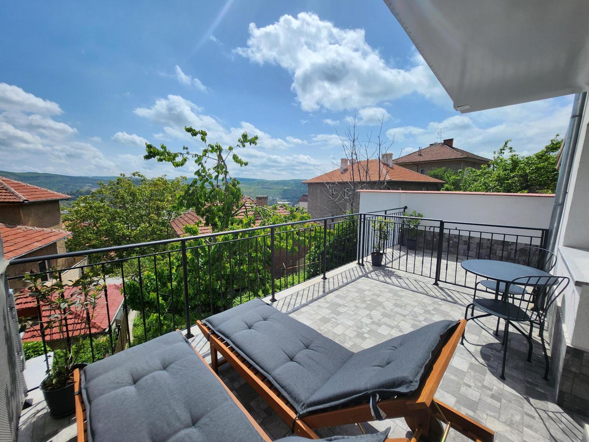 Panoramna - Guest Rooms เวลีคอเทอร์โนโว ภายนอก รูปภาพ
